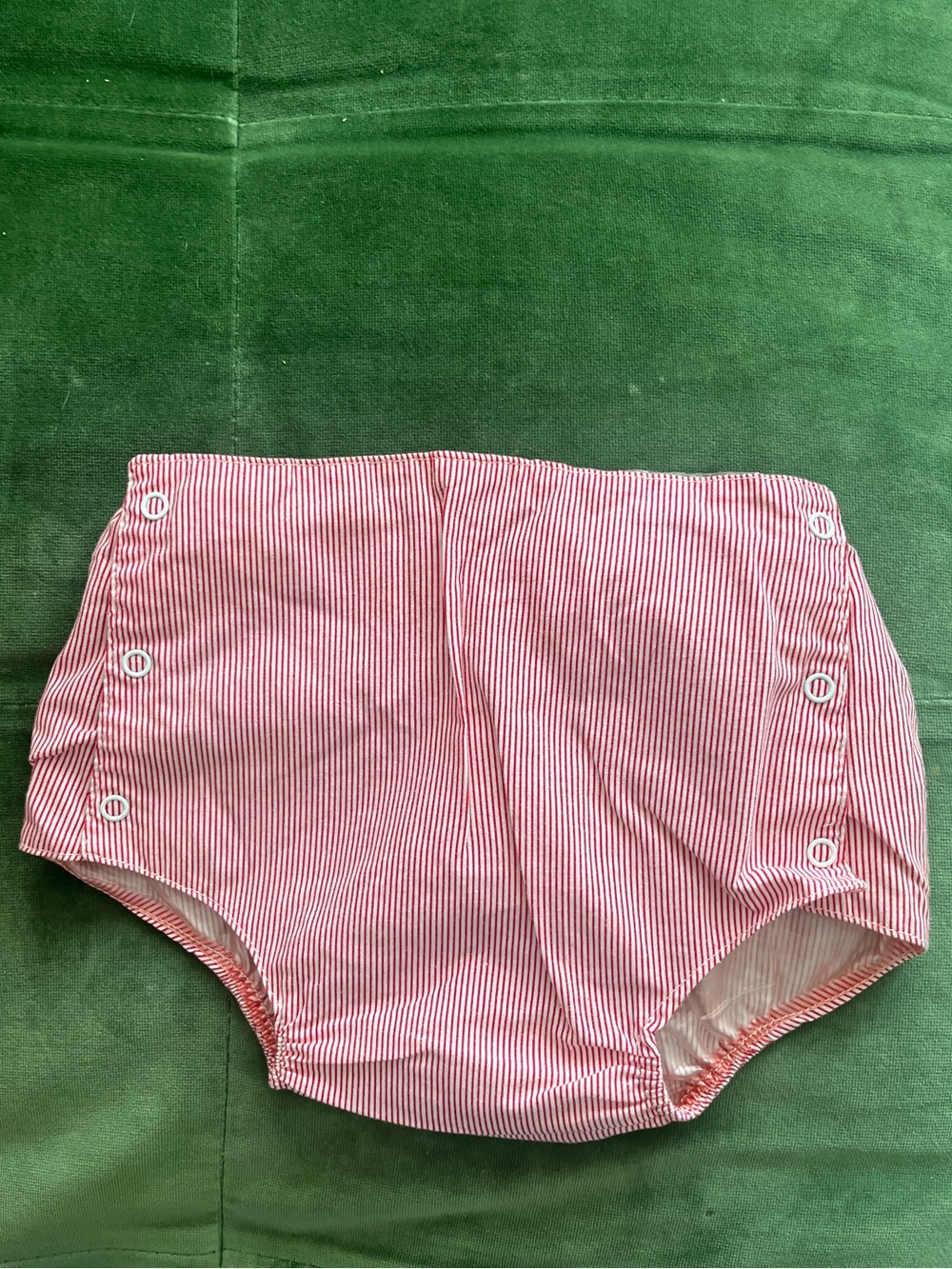 Fawn Fashions Vintage Toddler Red Seersucker Snap-Front Plastic-lined Bloomers